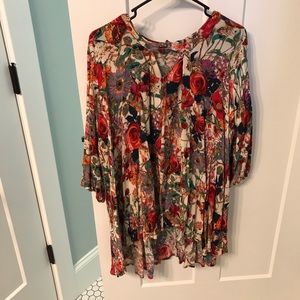 Jodiful tunic top